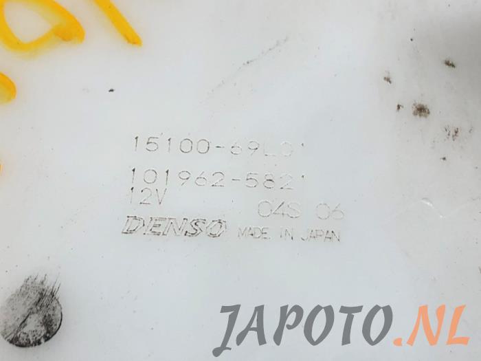 Bomba de gasolina de un Suzuki Swift (ZA/ZC/ZD) 1.6 Sport VVT 16V 2015