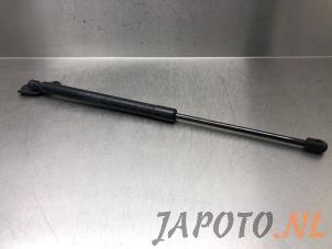 Used Rear gas strut, left Honda Accord Tourer (CW) 2.0 i-VTEC 16V Price on request offered by Japoto Parts B.V.