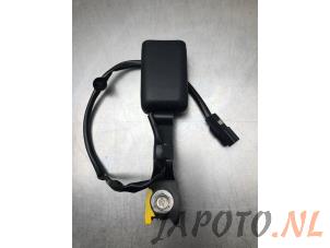 Used Front seatbelt buckle, left Mitsubishi Space Star (A0) 1.0 12V Price € 14,95 Margin scheme offered by Japoto Parts B.V.