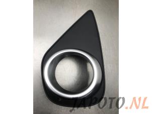 Used Cover plate fog light, left Toyota Yaris III (P13) 1.33 16V Dual VVT-I Price on request offered by Japoto Parts B.V.