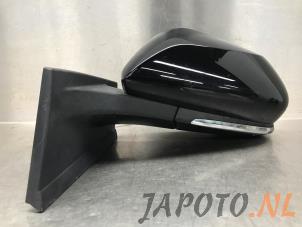 Used Wing mirror, left Toyota Prius (ZVW5) 1.8 16V Hybrid Price € 450,00 Margin scheme offered by Japoto Parts B.V.