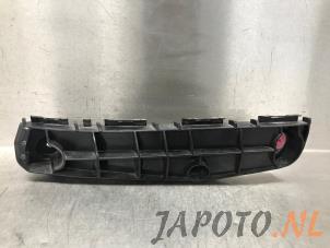 Usagé Support pare-chocs avant gauche Toyota Prius (ZVW5) 1.8 16V Hybrid Prix € 14,95 Règlement à la marge proposé par Japoto Parts B.V.