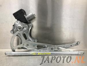 Used Window mechanism 4-door, front left Toyota Prius (ZVW5) 1.8 16V Hybrid Price on request offered by Japoto Parts B.V.