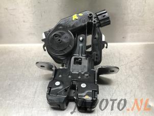 Used Tailgate lock mechanism Toyota Prius (ZVW5) 1.8 16V Hybrid Price on request offered by Japoto Parts B.V.