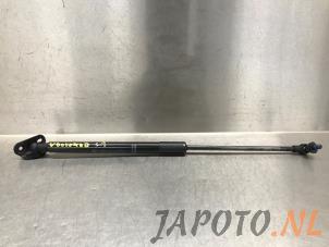 Used Rear gas strut, left Toyota Prius (ZVW5) 1.8 16V Hybrid Price on request offered by Japoto Parts B.V.
