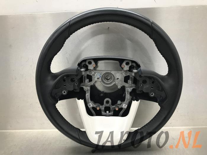Steering wheel from a Toyota Prius (ZVW5) 1.8 16V Hybrid 2017