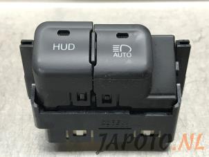 Usados Interruptor (varios) Toyota Prius (ZVW5) 1.8 16V Hybrid Precio de solicitud ofrecido por Japoto Parts B.V.