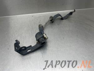 Used Xenon height adjustment Toyota Prius (ZVW5) 1.8 16V Hybrid Price on request offered by Japoto Parts B.V.