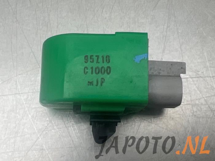 Begagnade Relä Kia Picanto (JA) 1.0 T-GDI 12V Pris € 15,74 Marginaltabell erbjuds av Japoto Parts B.V.