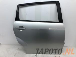 Used Rear door 4-door, right Toyota Corolla Verso (R10/11) 2.2 D-4D 16V Price € 150,00 Margin scheme offered by Japoto Parts B.V.