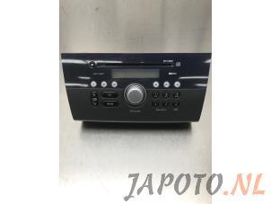 Usagé Radio/Lecteur CD Suzuki Swift (ZA/ZC/ZD1/2/3/9) 1.3 VVT 16V Prix sur demande proposé par Japoto Parts B.V.