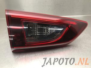 Używane Tylne swiatlo pozycyjne lewe Mazda CX-3 1.5 Skyactiv D 105 16V Cena € 115,00 Procedura marży oferowane przez Japoto Parts B.V.