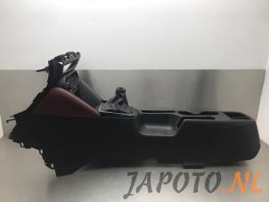 Usagé Console central Mazda CX-3 1.5 Skyactiv D 105 16V Prix sur demande proposé par Japoto Parts B.V.