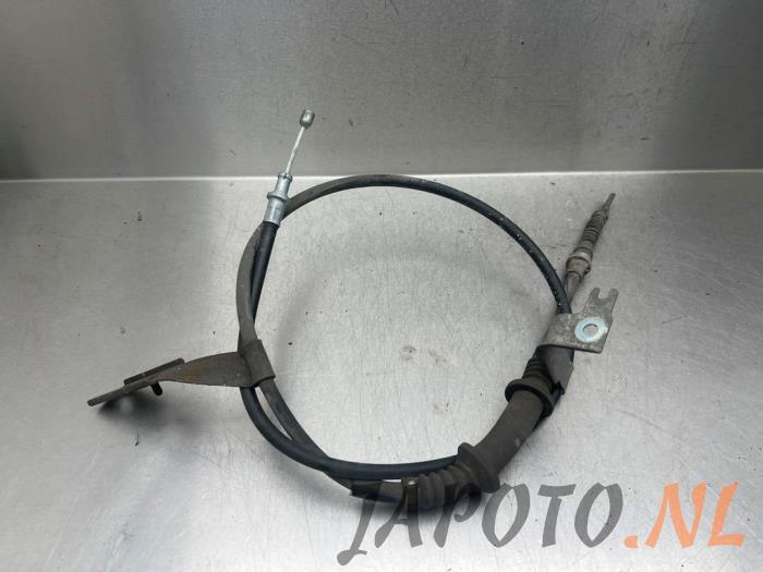 Usagé Câble frein à main Mazda CX-3 (DJ/DK) 1.5 Skyactiv D 105 16V Prix € 20,99 Règlement à la marge proposé par Japoto Parts B.V.