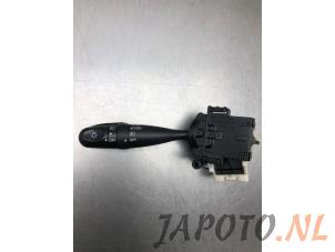 Used Light switch Toyota Yaris (P1) 1.5 TS 16V VVT-i Price € 34,95 Margin scheme offered by Japoto Parts B.V.