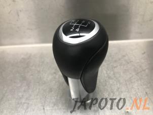 Used Gear stick knob Mazda 2 (DJ/DL) 1.5 SkyActiv-G 90 Price on request offered by Japoto Parts B.V.