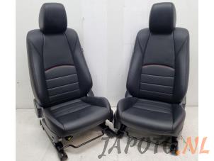 Używane Fotele + kanapa (kompletne) Mazda CX-3 1.5 Skyactiv D 105 16V Cena na żądanie oferowane przez Japoto Parts B.V.