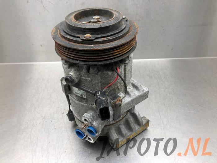 Usagé Pompe clim Hyundai i30 Wagon (PDEF) 1.6 CRDi 16V VGT Prix € 104,95 Règlement à la marge proposé par Japoto Parts B.V.