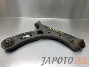 Used Front lower wishbone, right Hyundai i30 Wagon (PDEF5) 1.6 CRDi 16V VGT Price € 49,95 Margin scheme offered by Japoto Parts B.V.