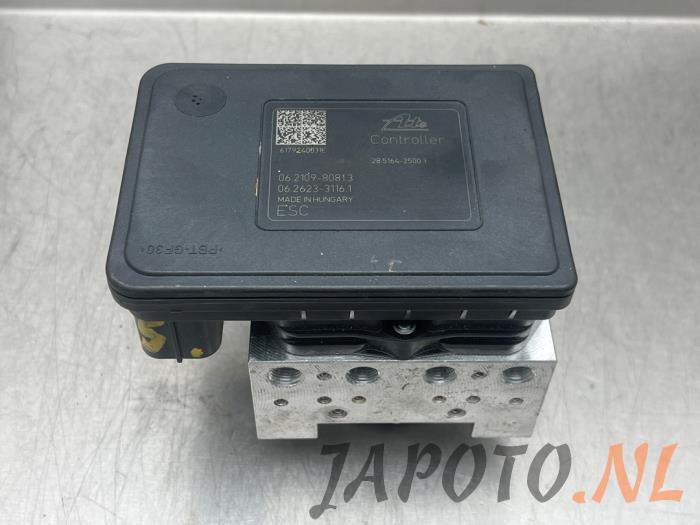 Usagé Bloc ABS Mazda 2 (DJ/DL) 1.5 SkyActiv-G 90 Prix € 131,25 Règlement à la marge proposé par Japoto Parts B.V.