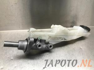 Używane Glówny cylinder hamulcowy Mazda CX-5 (KF) 2.0 SkyActiv-G 165 16V 4WD Cena na żądanie oferowane przez Japoto Parts B.V.