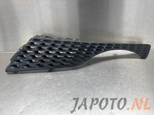 Used Bumper grille Nissan Juke (F15) 1.6 16V Price € 19,95 Margin scheme offered by Japoto Parts B.V.
