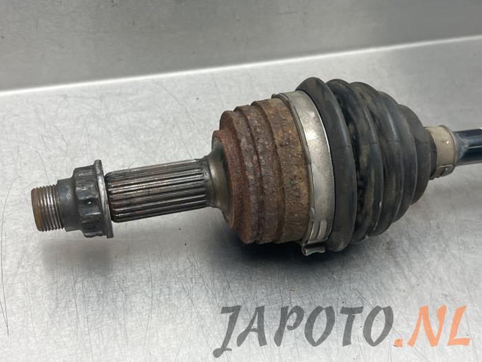 Arbre de transmission avant gauche d'un Toyota Aygo (B40) 1.0 12V VVT-i 2017