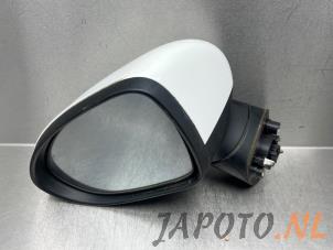 Used Wing mirror, left Kia Rio III (UB) 1.2 CVVT 16V Price on request offered by Japoto Parts B.V.