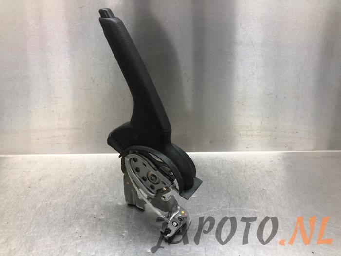 Używane Dzwignia hamulca postojowego Suzuki Celerio (LF) 1.0 12V Dualjet Cena € 31,49 Procedura marży oferowane przez Japoto Parts B.V.