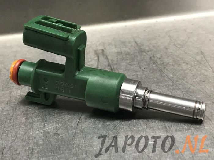 Injektor (Benzineinspritzung) van een Toyota Yaris IV (P21/PA1/PH1) 1.5 12V Hybrid 115 2023