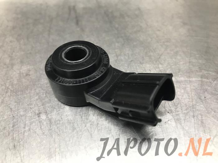 Begagnade Knackningssensor Toyota Yaris IV (P21/PA1/PH1) 1.5 12V Hybrid 115 Pris € 36,70 Marginaltabell erbjuds av Japoto Parts B.V.