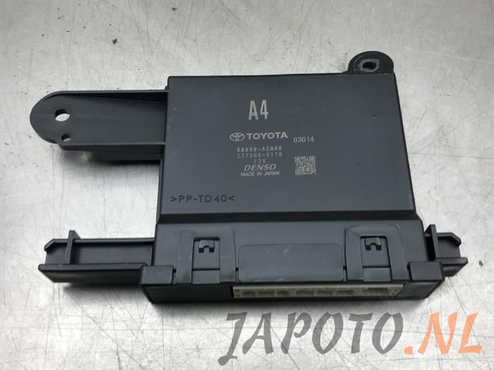 Usagé Ordinateur refroidisseur Toyota RAV4 (A5) 2.5 Hybrid 16V AWD Prix € 104,95 Règlement à la marge proposé par Japoto Parts B.V.