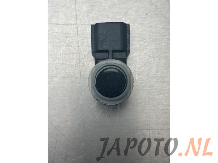 Usados Sensor PDC Nissan Juke (F16) 1.0 DIG-T 12V Precio € 41,99 Norma de margen ofrecido por Japoto Parts B.V.