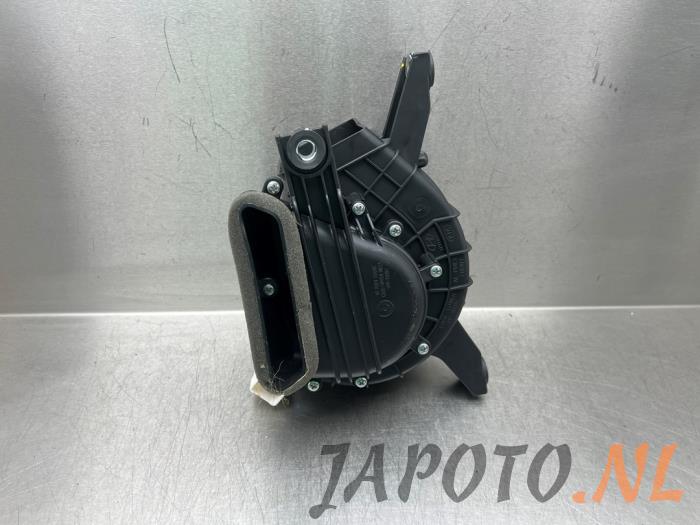 Używane Wentylator akumulatora Kia Niro I (DE) 1.6 GDI PHEV Cena € 78,74 Procedura marży oferowane przez Japoto Parts B.V.