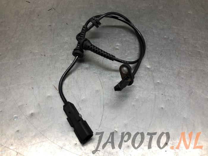 Używane Czujnik ABS Nissan Juke (F16) 1.0 DIG-T 12V Cena € 41,99 Procedura marży oferowane przez Japoto Parts B.V.