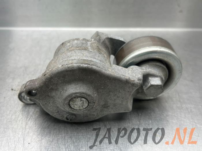 Usados Rodillo tensor correa múltiple Suzuki Swift (ZC/ZD) 1.2 Dual Jet 16V Precio € 26,24 Norma de margen ofrecido por Japoto Parts B.V.