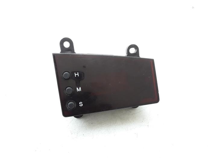 Begagnade Klocka Chevrolet Nubira (J200) 1.6 16V Pris € 10,45 Marginaltabell erbjuds av Japoto Parts B.V.