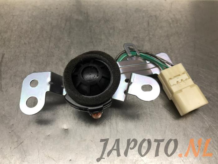 Begagnade Diskanthögtalare Lexus GS (..S19) 300 3.0 24V VVT-i Pris € 20,95 Marginaltabell erbjuds av Japoto Parts B.V.