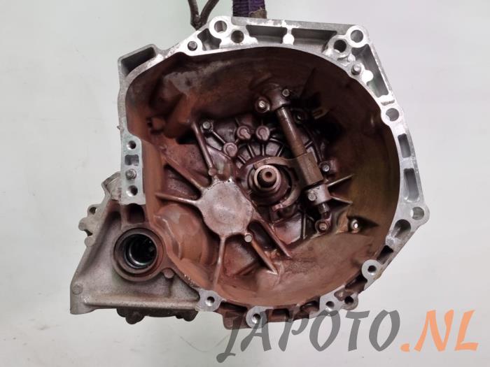 Usagé Boîte de vitesse Toyota Aygo (B40) 1.0 12V VVT-i Prix € 104,95 Règlement à la marge proposé par Japoto Parts B.V.