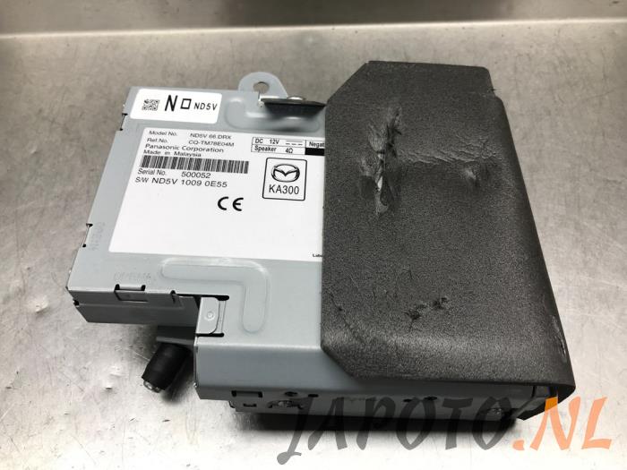 Używane Modul radiowy Mazda MX-5 RF (ND) 2.0 SkyActiv G-184 16V Cena € 367,45 Procedura marży oferowane przez Japoto Parts B.V.