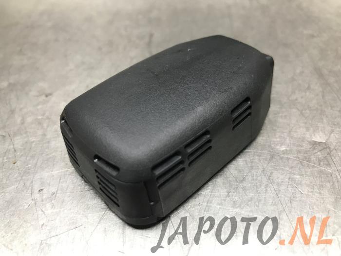 Begagnade Regnsensor Mazda MX-5 RF (ND) 2.0 SkyActiv G-184 16V Pris € 36,70 Marginaltabell erbjuds av Japoto Parts B.V.