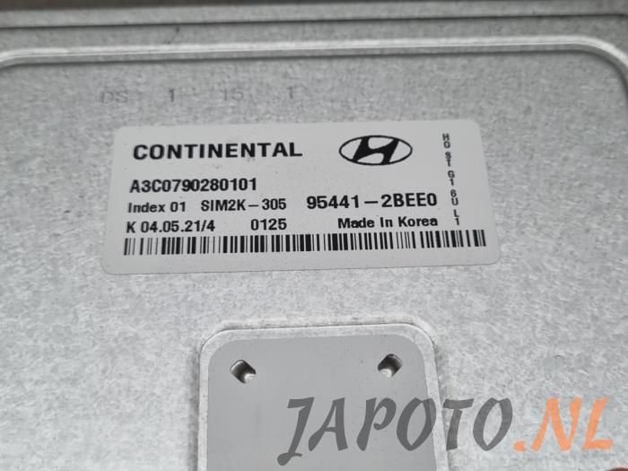 Automatic gearbox computer from a Hyundai Kona (OS) 1.6 GDi HEV 16V 2021