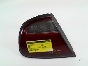 Używane Tylne swiatlo pozycyjne lewe Mazda Xedos 6 Cena € 19,95 Procedura marży oferowane przez Japoto Parts B.V.