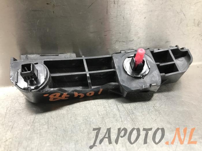 Rear bumper bracket, right Toyota RAV4 2.0 16V VVT-i 4x4 - 5256242020 ...