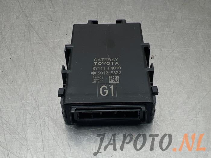 Używane Modul gateway Toyota C-HR (X1,X5) 1.8 16V Hybrid Cena € 52,45 Procedura marży oferowane przez Japoto Parts B.V.
