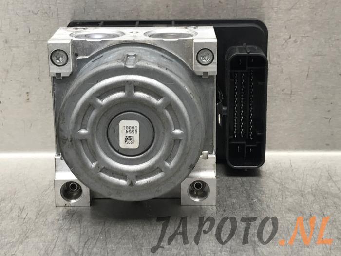 専用ページです。 マツダ(Mazda) HYD & エレクト ABS ユニット 1AY1437A0B（Mazda