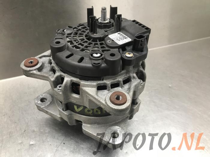 Used Dynamo Nissan Qashqai (J11) 1.3 DIG-T 140 16V Price € 52,49 Margin scheme offered by Japoto Parts B.V.