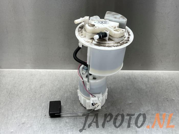 Begagnade Bensinpump Toyota Aygo (B40) 1.0 12V VVT-i Pris € 41,95 Marginaltabell erbjuds av Japoto Parts B.V.