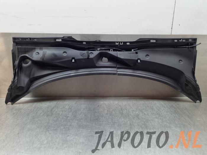 Używane Parawan Mazda MX-5 RF (ND) 2.0 SkyActiv G-184 16V Cena € 62,99 Procedura marży oferowane przez Japoto Parts B.V.
