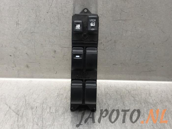 Usados Interruptor combinado de ventanillas Mitsubishi ASX 1.6 MIVEC 16V Precio € 52,45 Norma de margen ofrecido por Japoto Parts B.V.